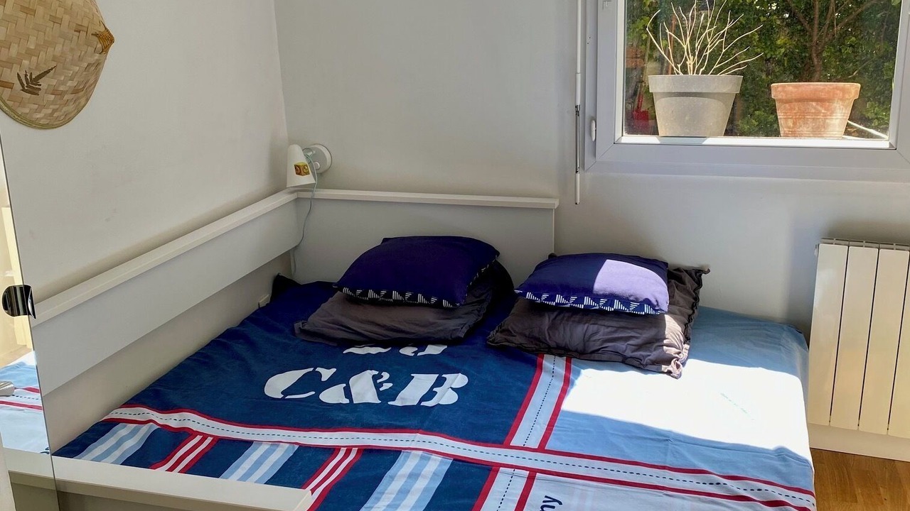Photo of Bedroom in Saint-Fargeau