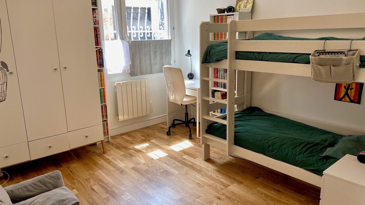 Photo of Bedroom in Saint-Fargeau