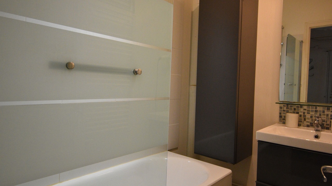 Photo of Bathroom in 12th Arrondissement