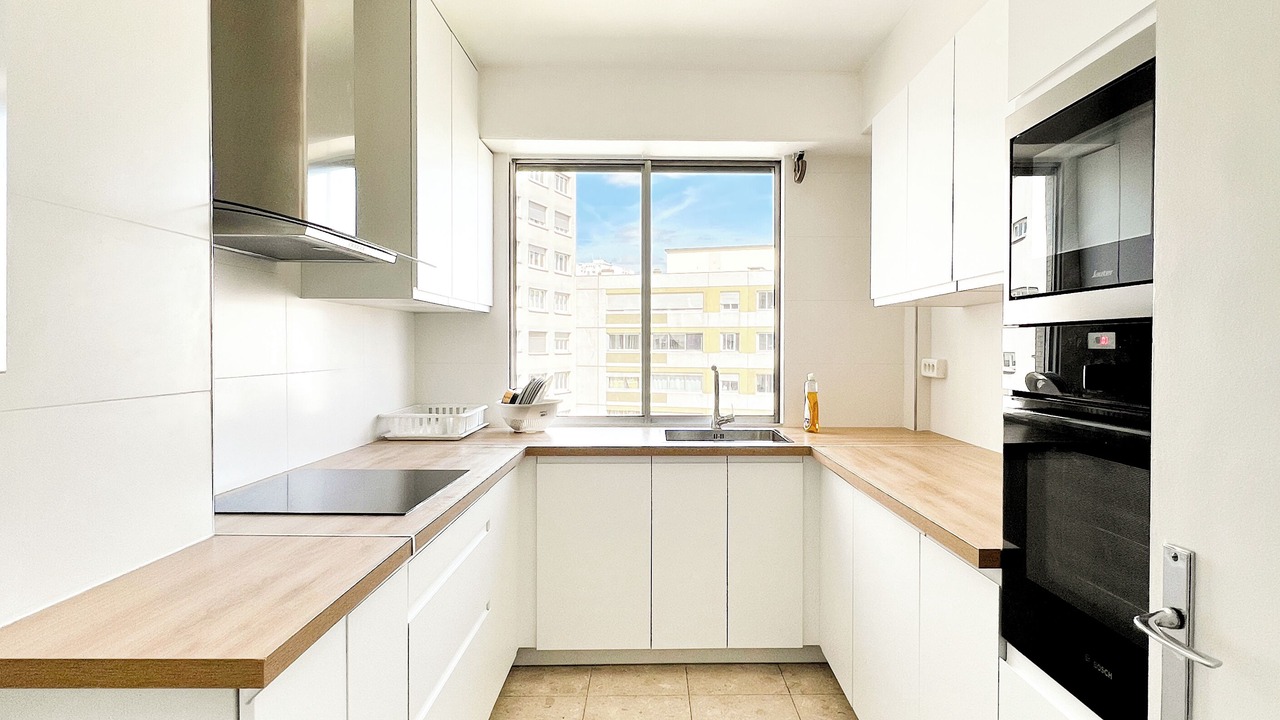 Photo of Kitchen in Quartier de la Folie-Mericourt