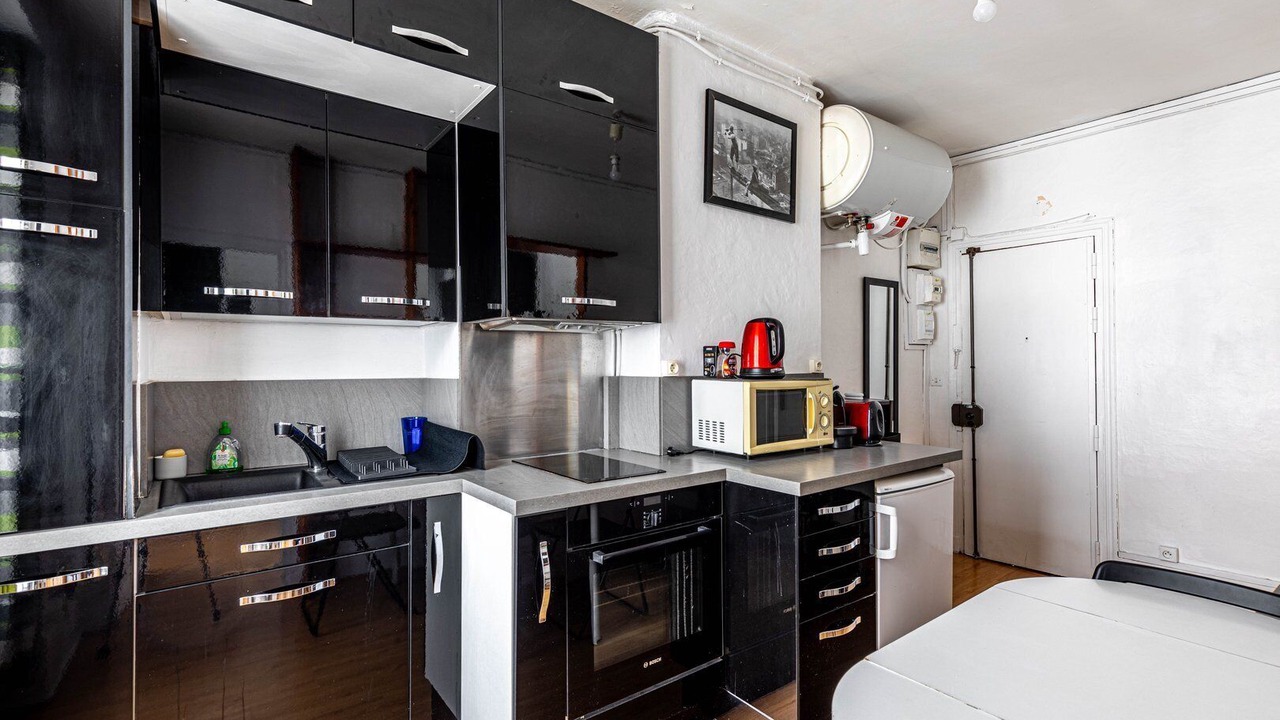 Photo of Kitchen in Quartier de la Folie-Mericourt