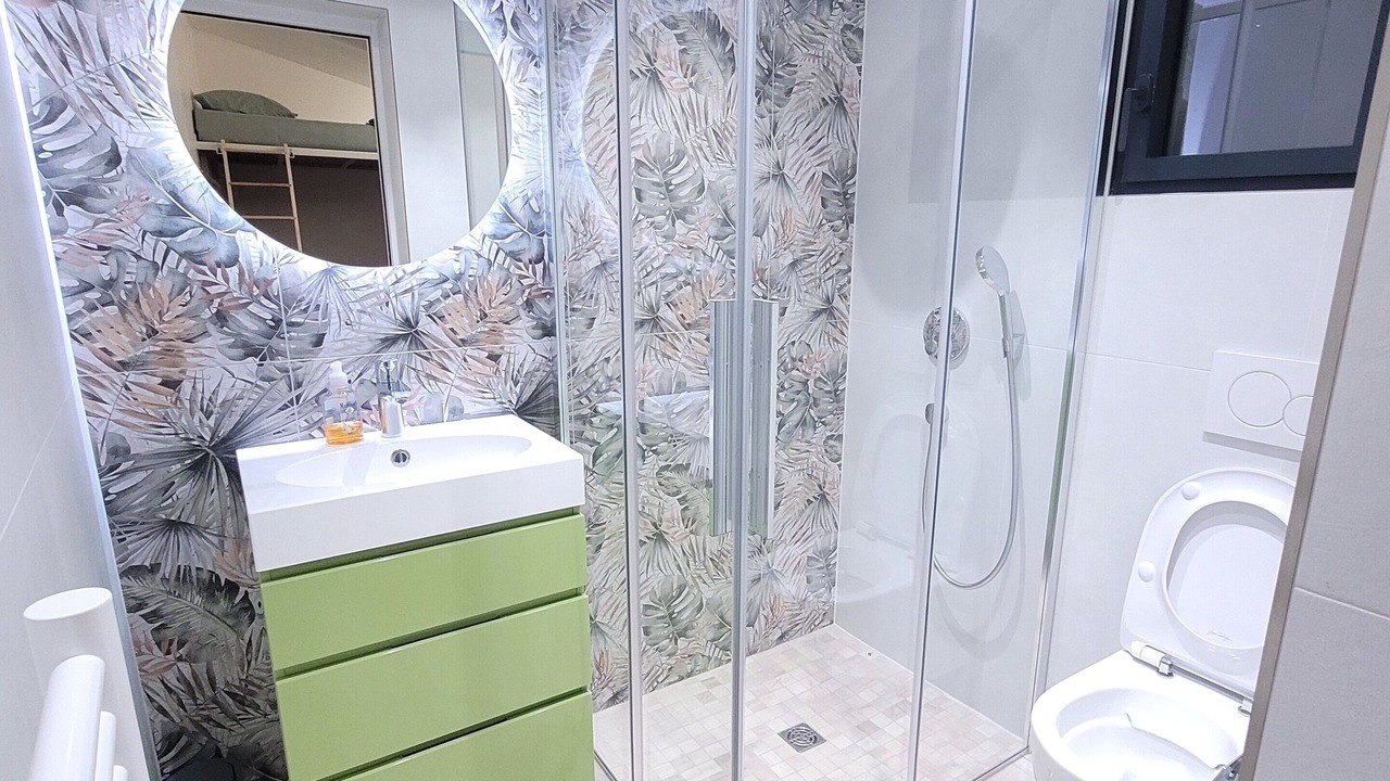 Photo of Bathroom in Le Perreux-sur-Marne