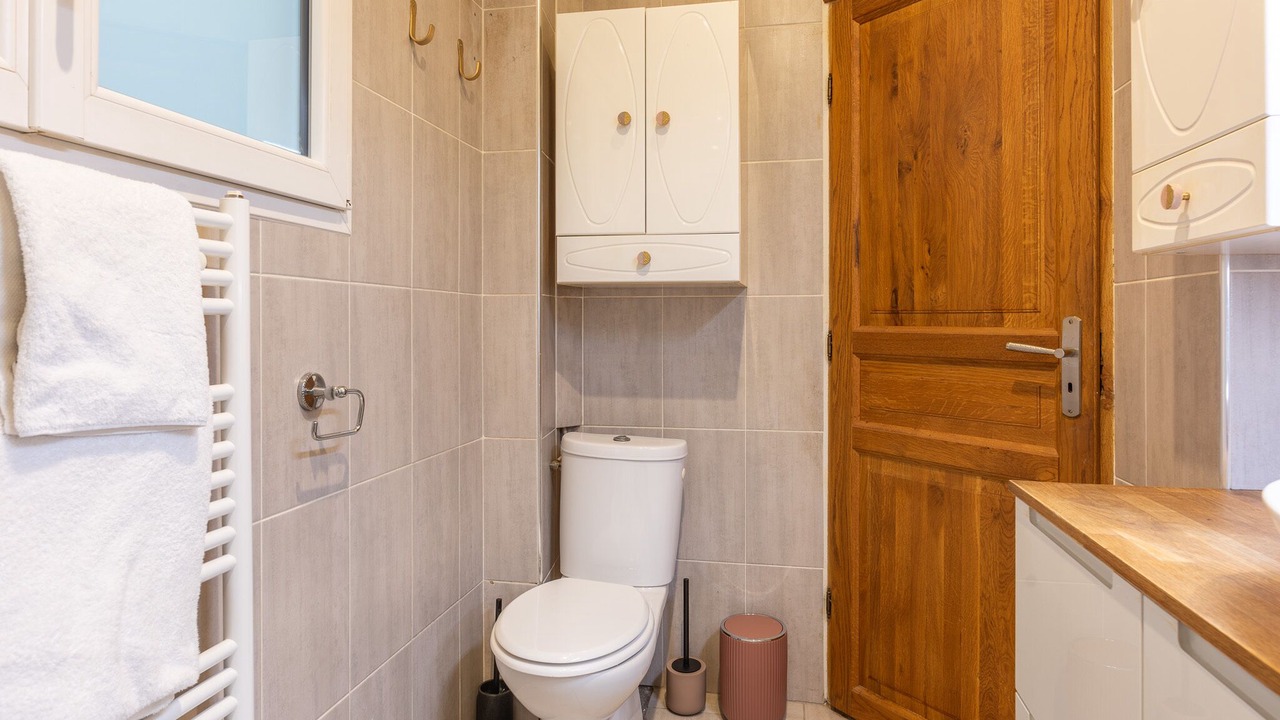 Photo of Bathroom in Necker