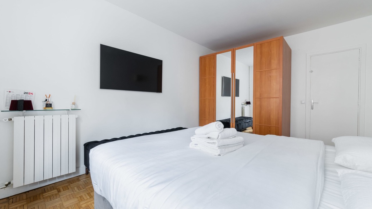 Photo of Bedroom in Chaillot