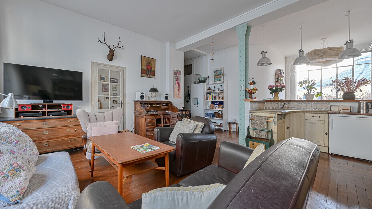 Photo of Livingroom in Quartier de la Folie-Mericourt