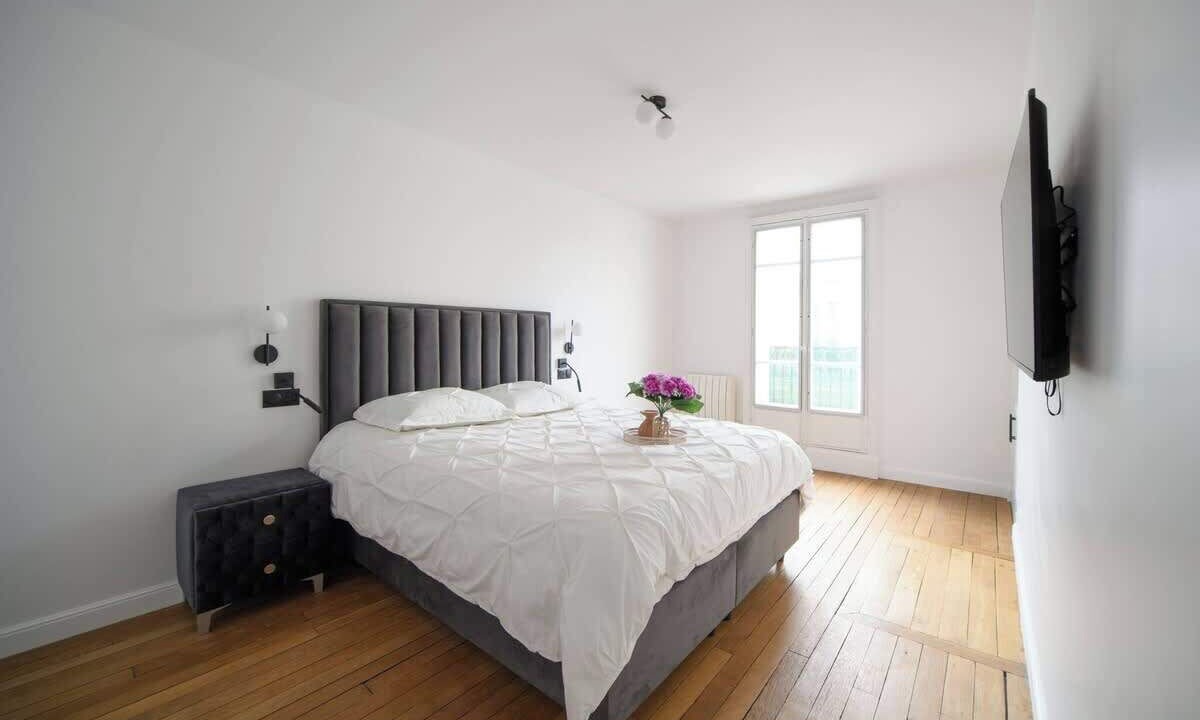 Photo of Bedroom in Passy