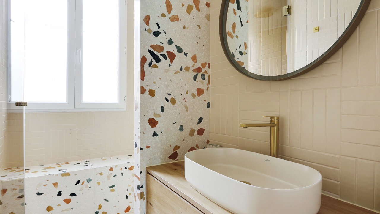 Photo of Bathroom in Notre-Dame-des-Champs