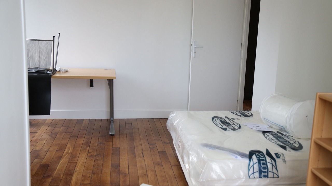 Photo of Bedroom in Villeneuve-Saint-Georges