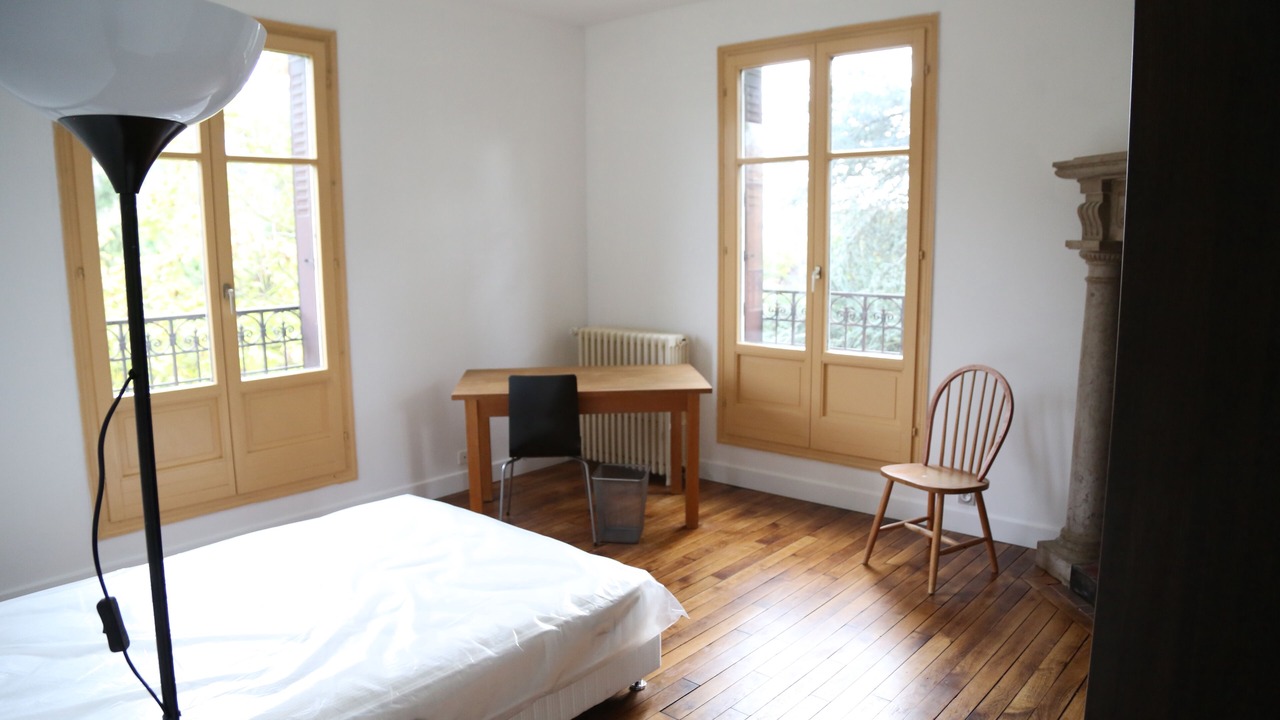 Photo of Bedroom in Villeneuve-Saint-Georges