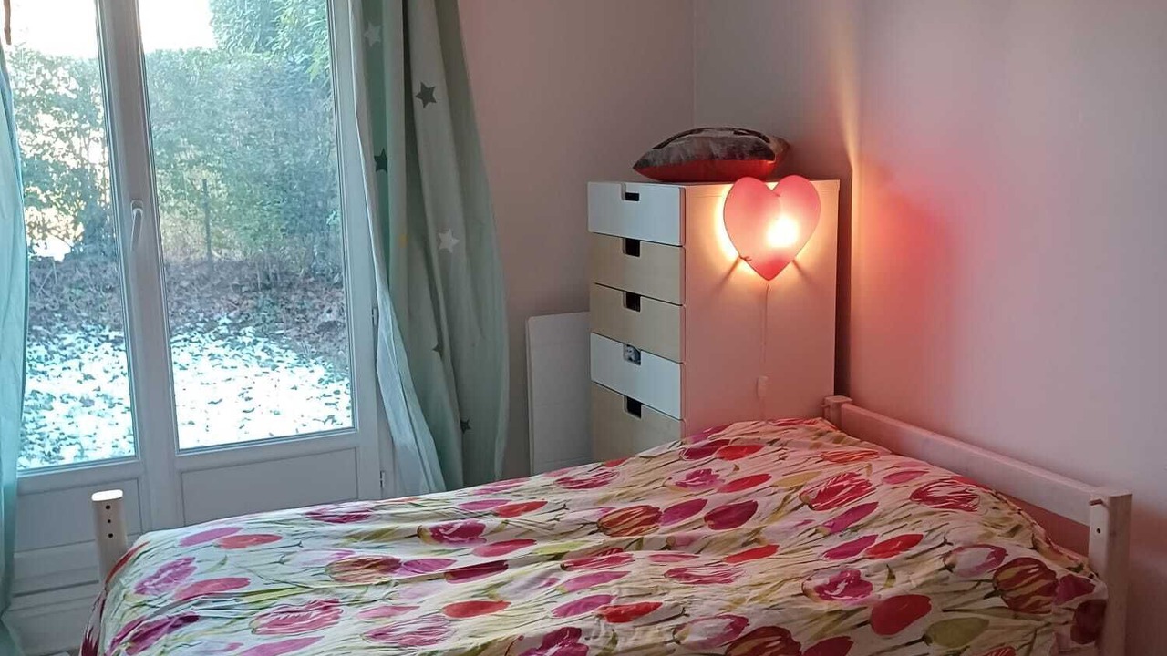 Photo of Bedroom in Villejuif