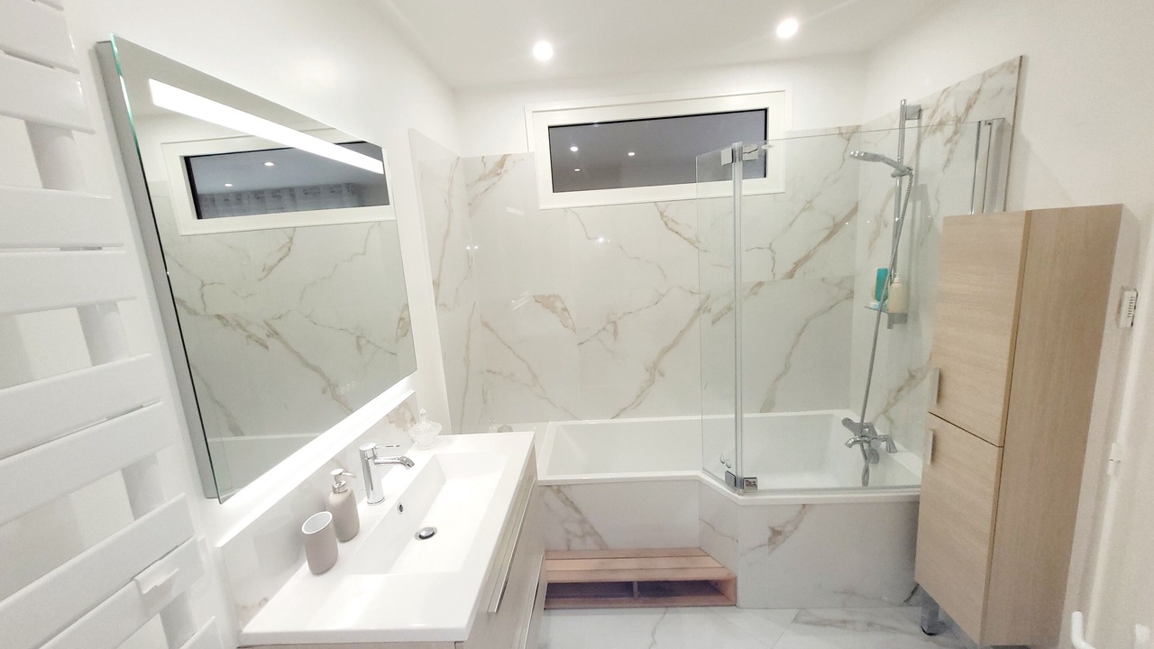 Photo of Bathroom in Asnieres-sur-Seine