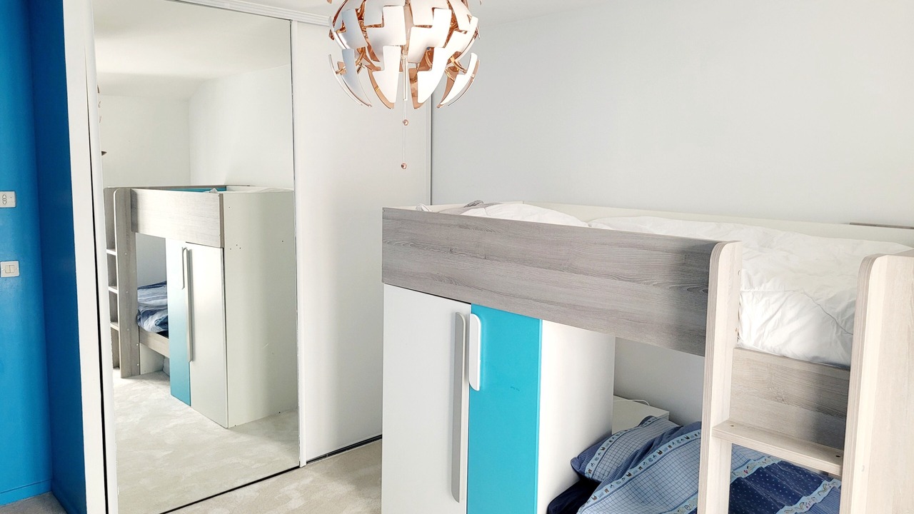 Photo of Bedroom in Asnieres-sur-Seine