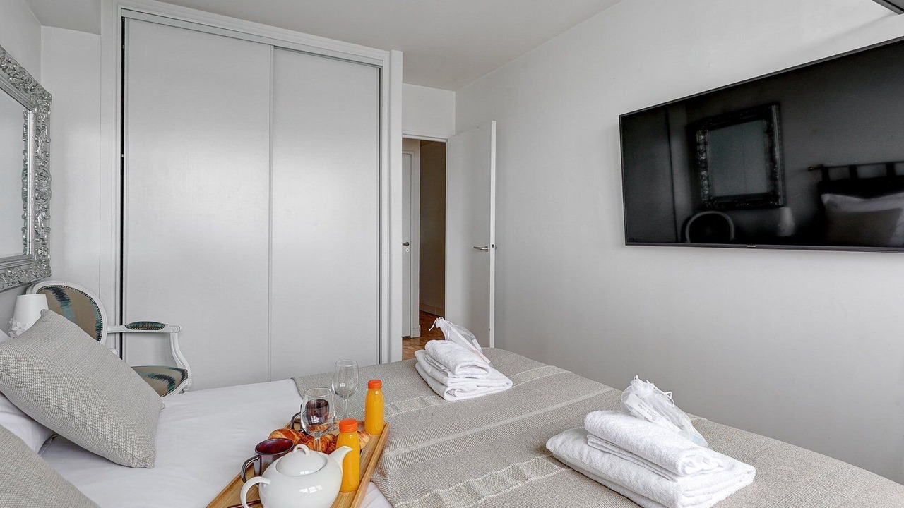 Photo of Bedroom in Puteaux