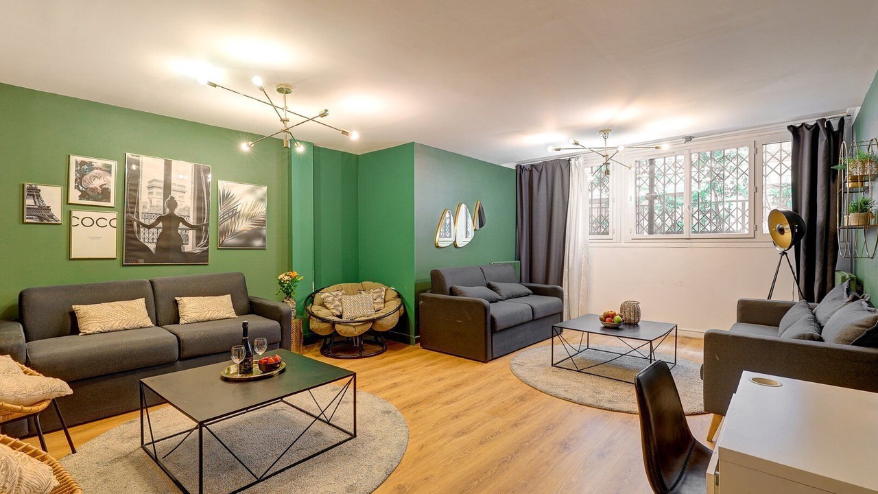 Photo of Livingroom in Quartier de la Folie-Mericourt