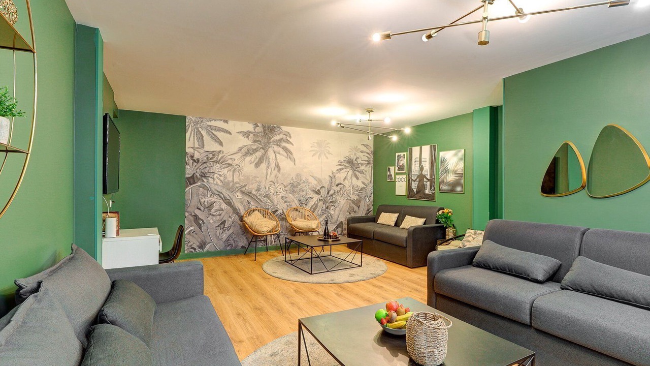 Photo of Livingroom in Quartier de la Folie-Mericourt