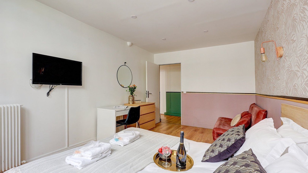 Photo of Bedroom in Quartier de la Folie-Mericourt