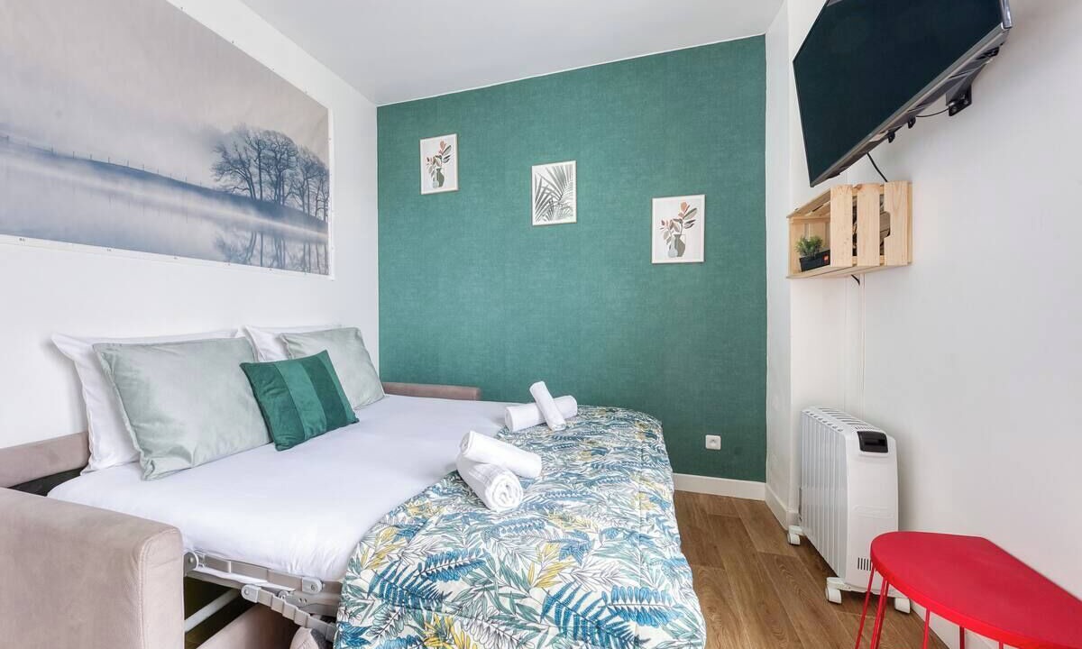 Photo of Bedroom in Les Lilas
