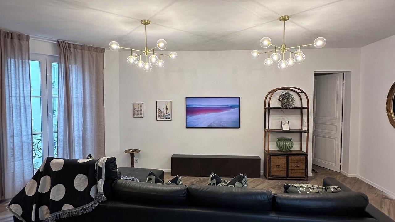 Photo of Livingroom in Quartier de la Folie-Mericourt