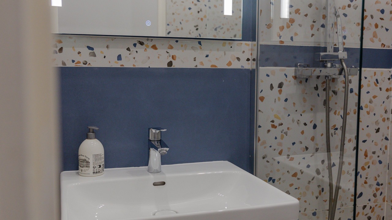 Photo of Bathroom in Vignerons