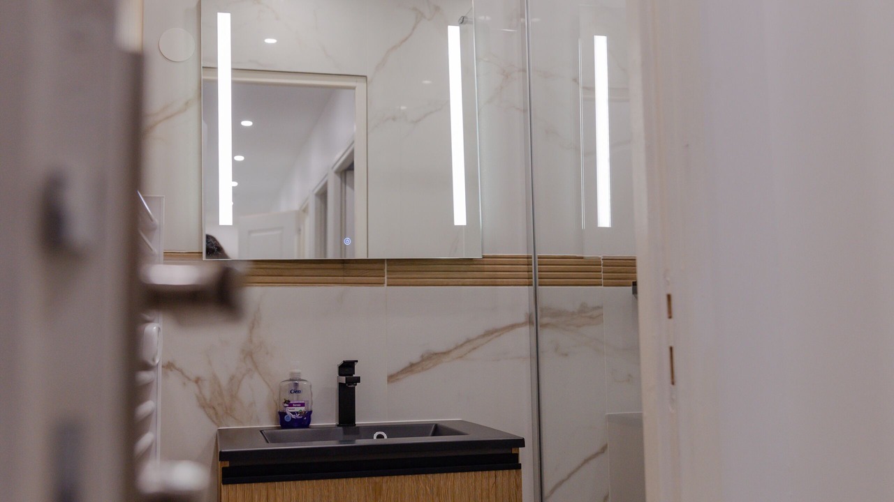 Photo of Bathroom in Vignerons