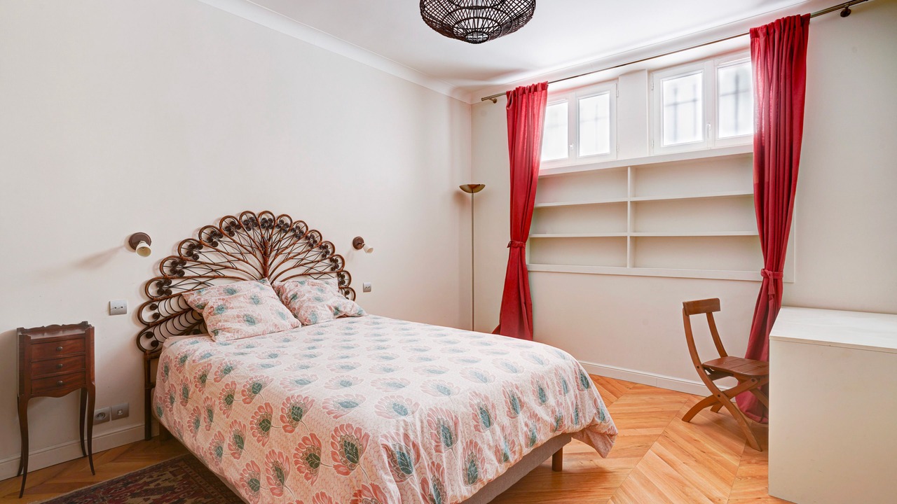 Photo of Bedroom in Chaillot