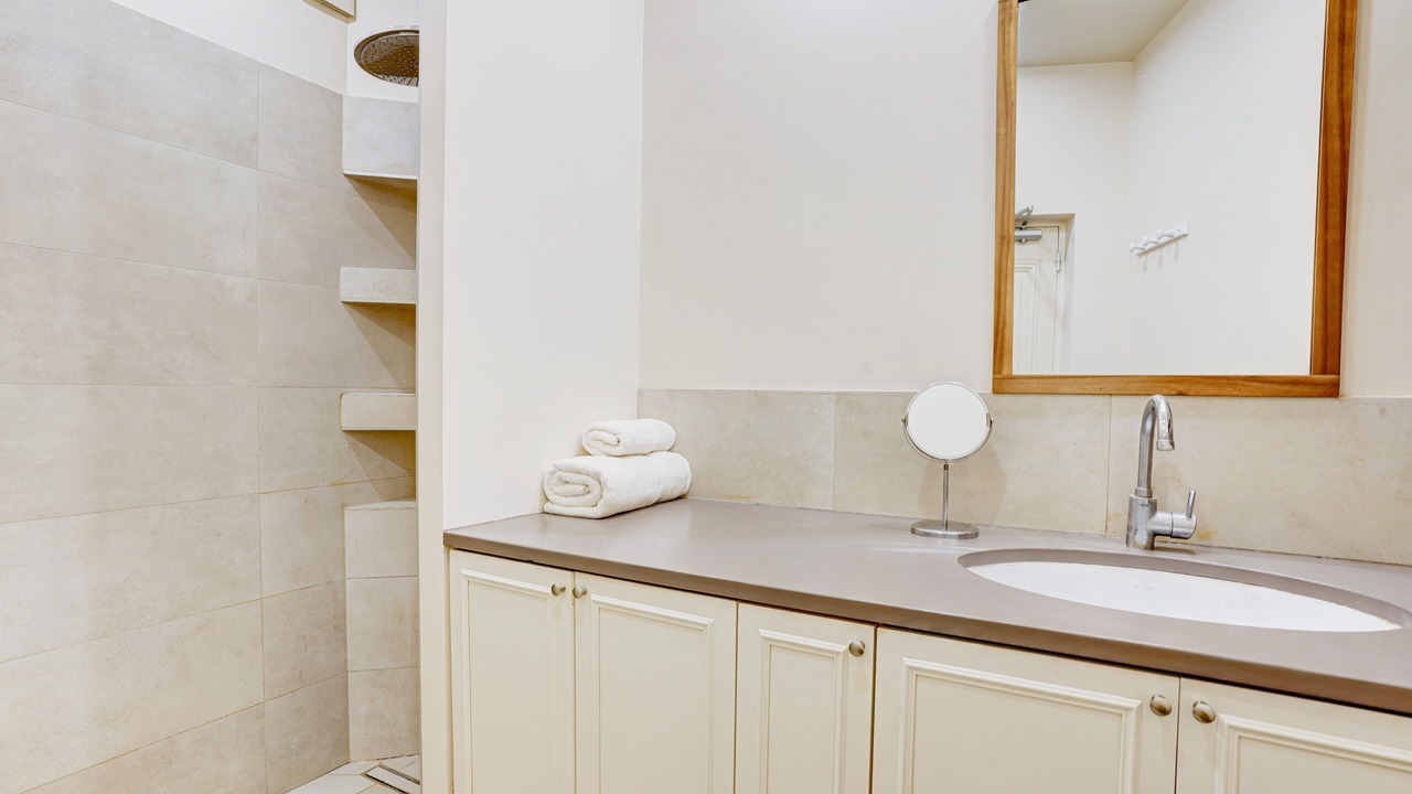 Photo of Bathroom in Chaillot