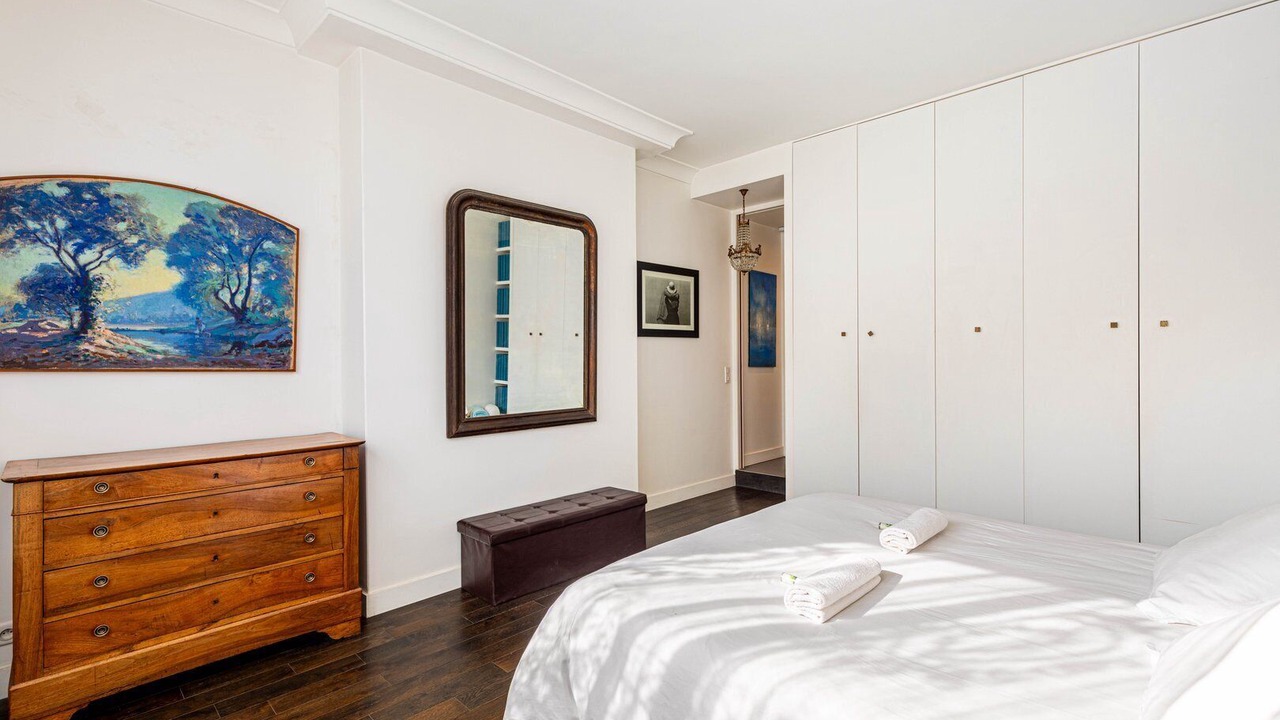 Photo of Bedroom in 16th Arrondissement