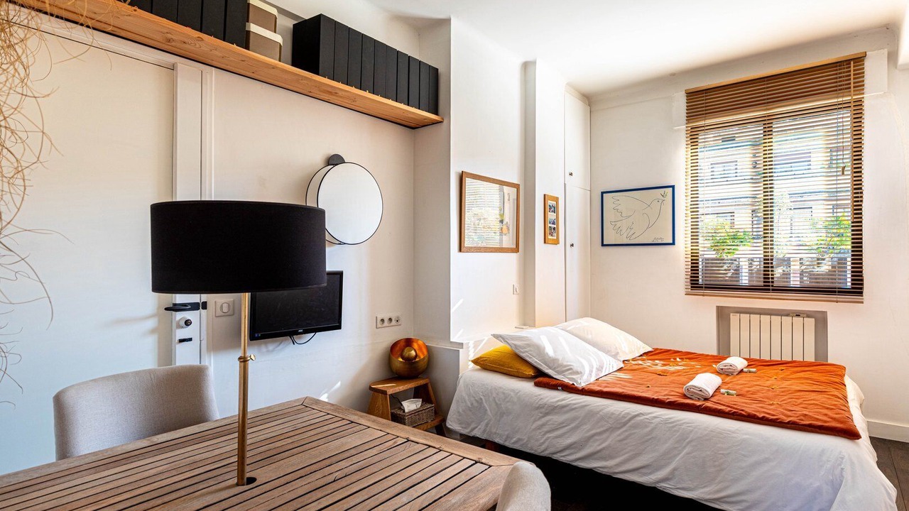 Photo of Bedroom in 16th Arrondissement