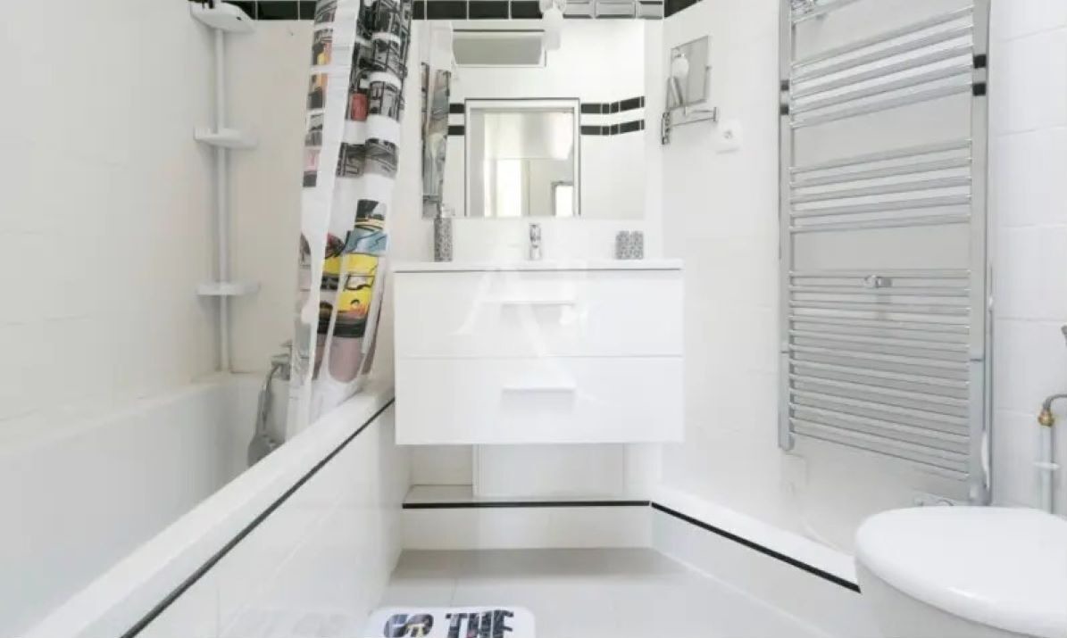 Photo of Bathroom in Gare