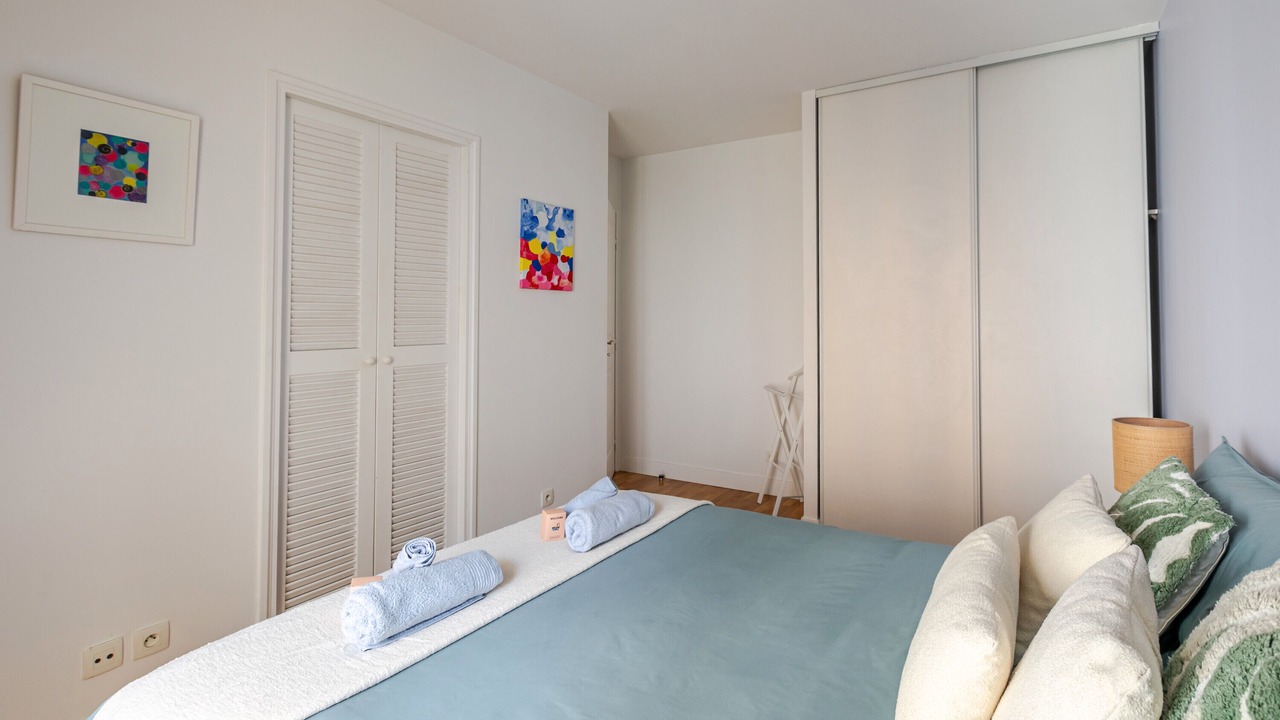 Photo of Bedroom in Saint-Lambert