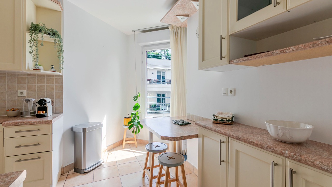 Photo of Kitchen in Saint-Lambert