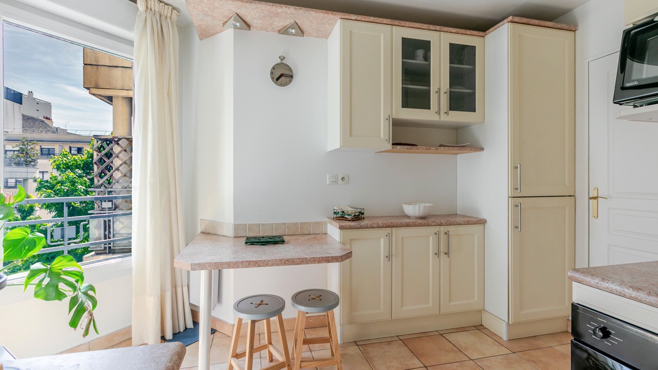 Photo of Kitchen in Saint-Lambert