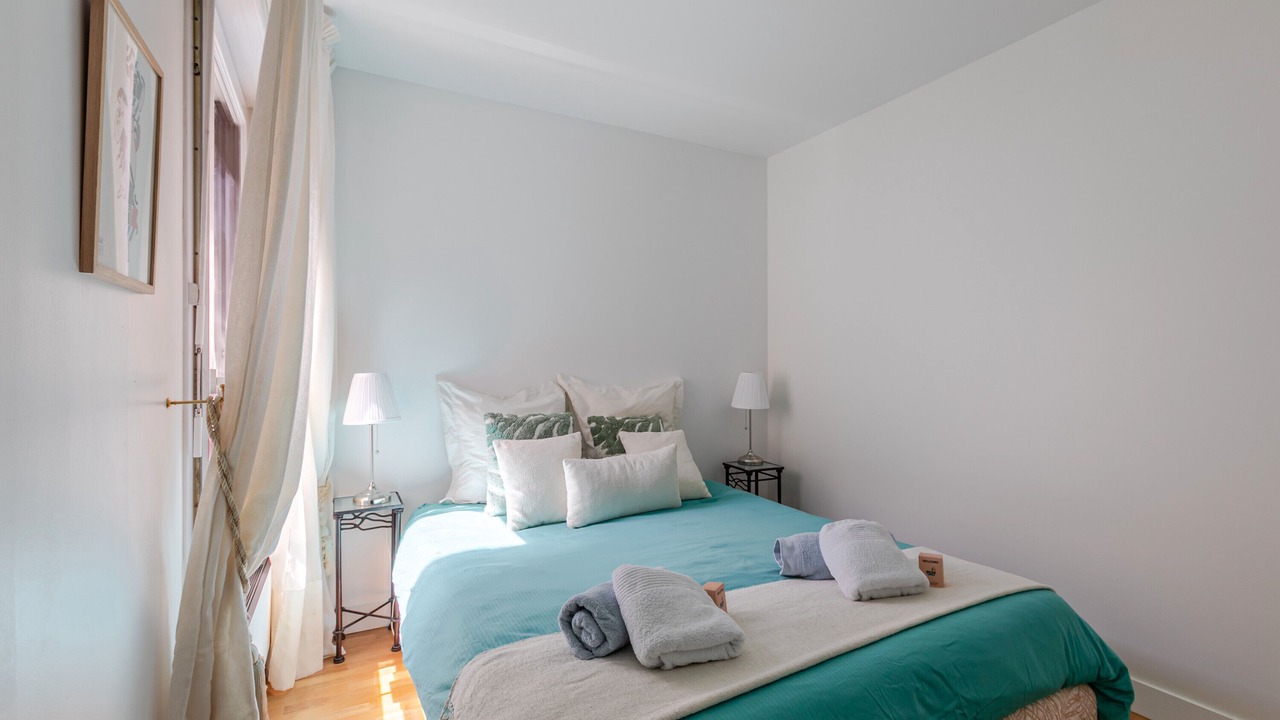 Photo of Bedroom in Saint-Lambert