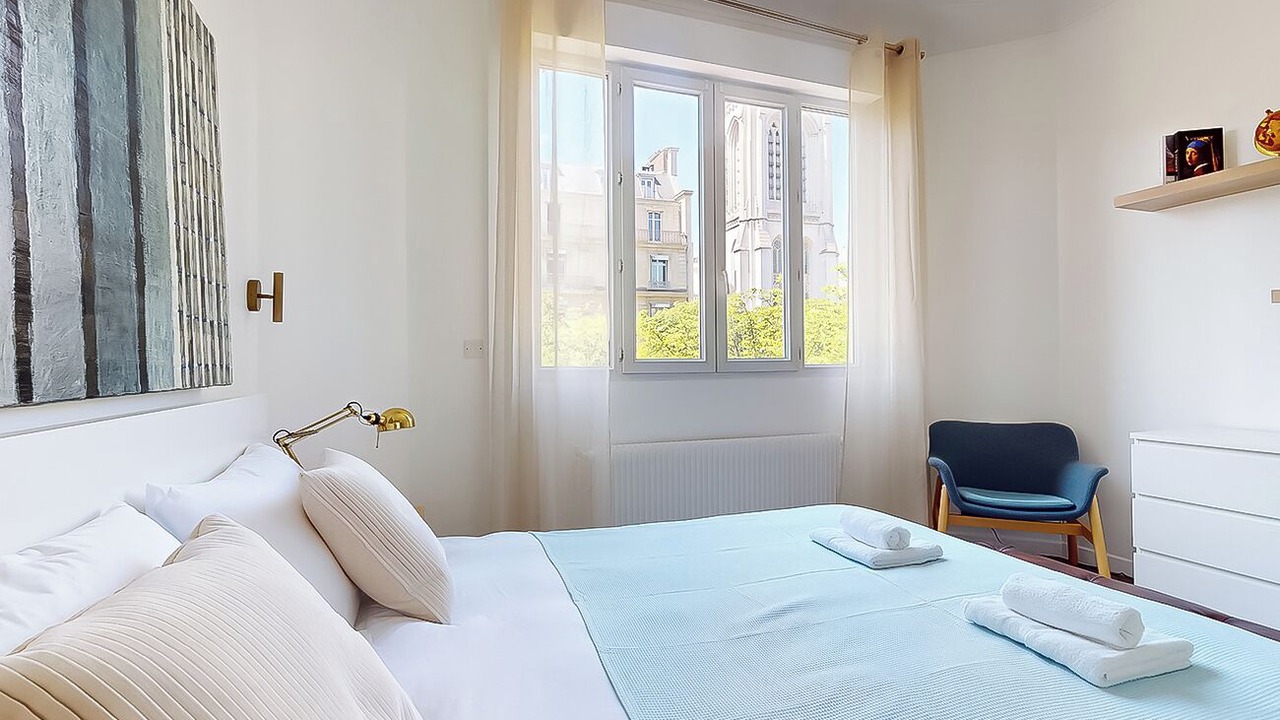 Photo of Bedroom in Chaillot