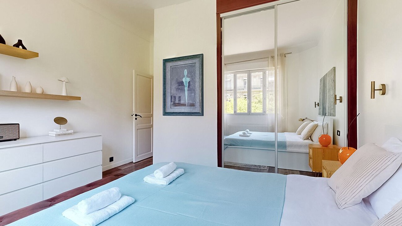 Photo of Bedroom in Chaillot