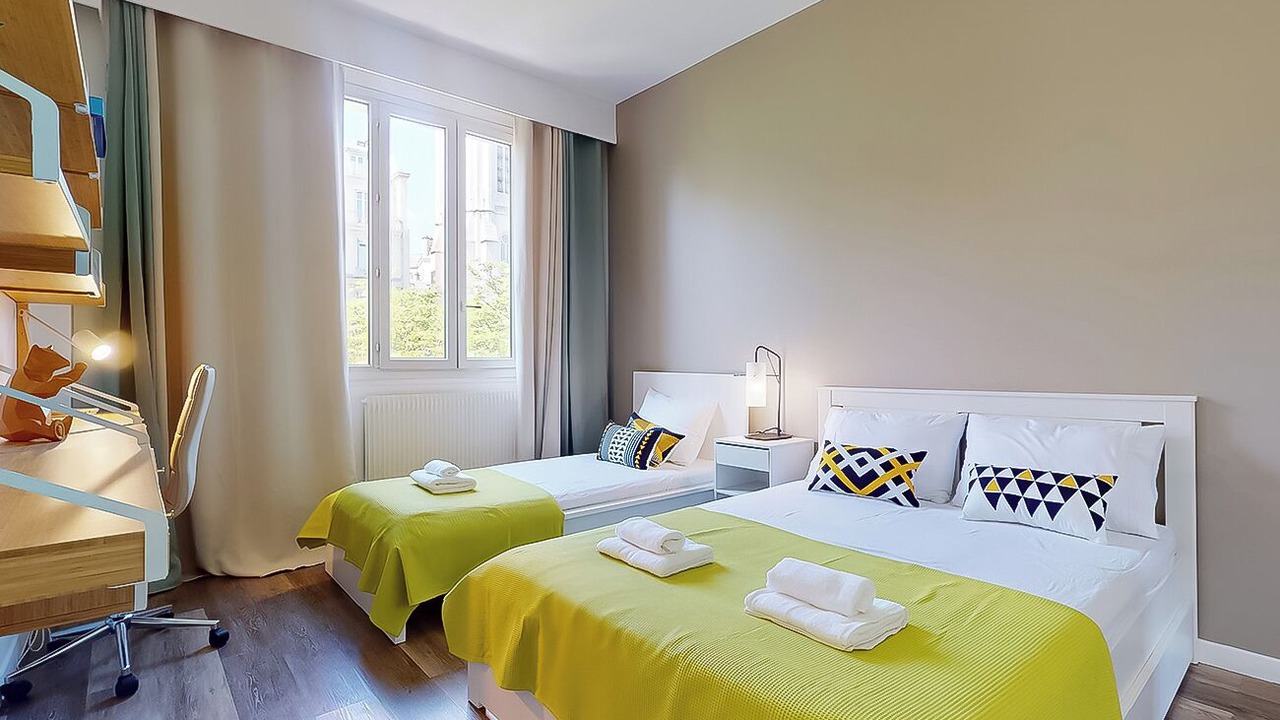 Photo of Bedroom in Chaillot