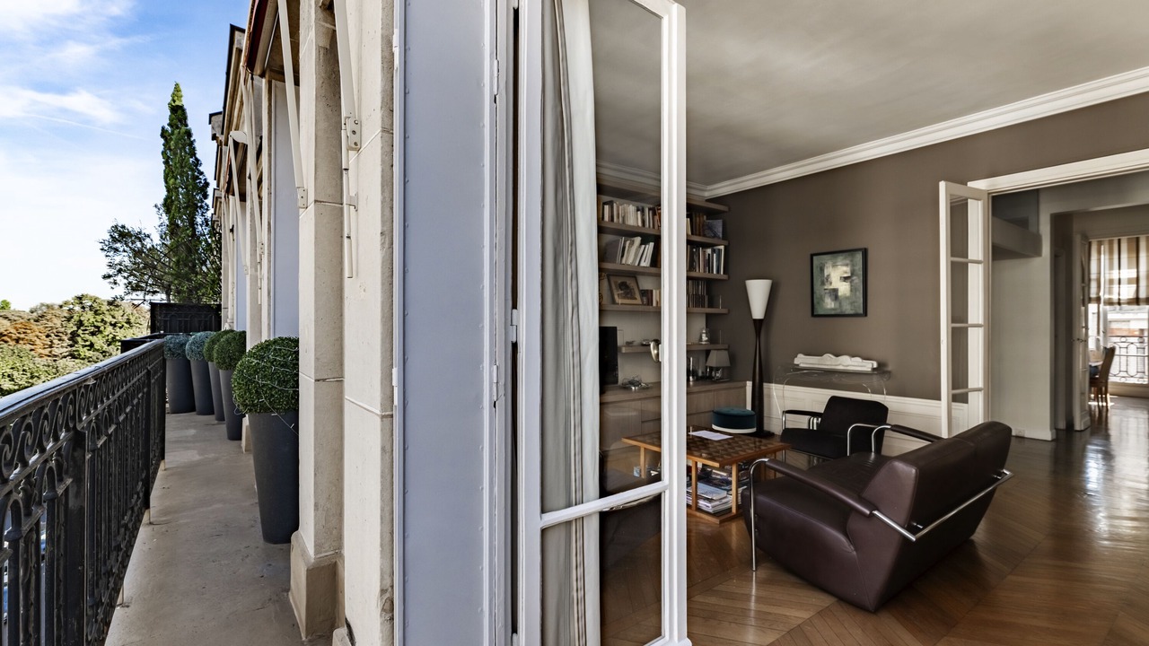 Photo of Patio Balcony in 16th Arrondissement