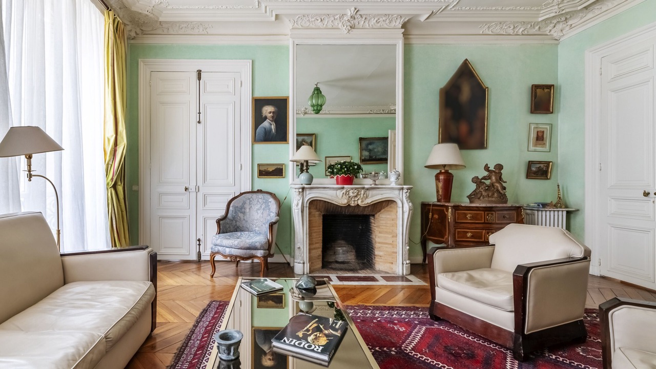 Photo of Livingroom in Chaillot