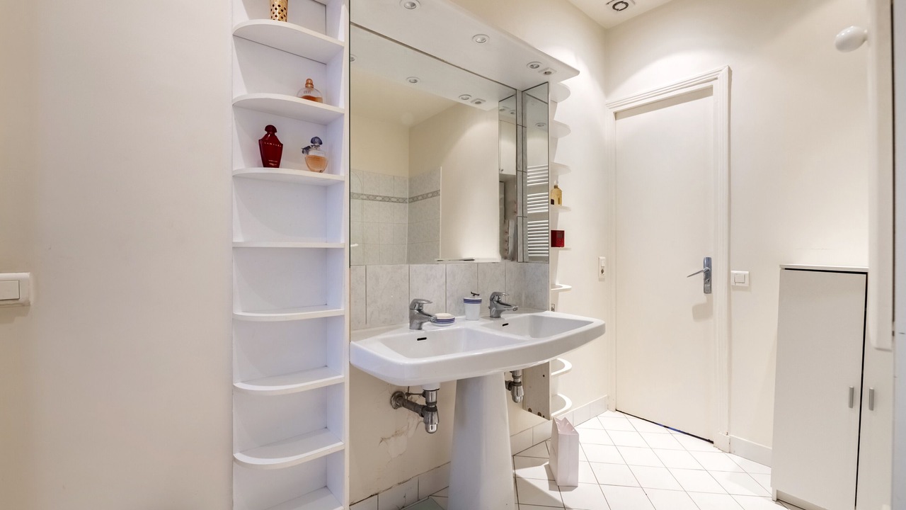 Photo of Bathroom in Chaillot