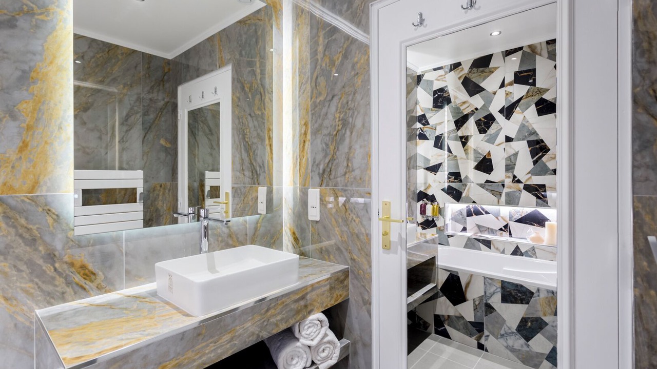 Photo of Bathroom in Chaillot