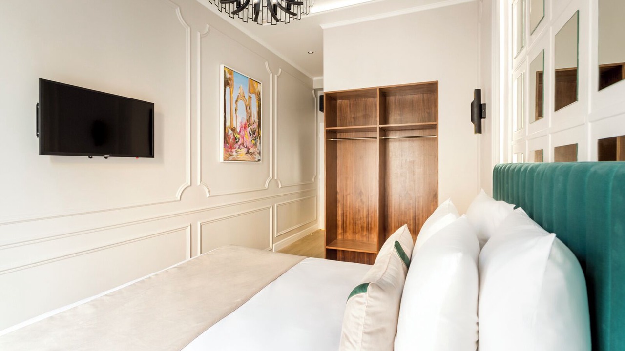 Photo of Bedroom in Chaillot