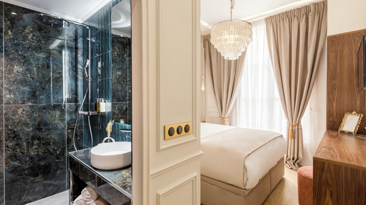 Photo of Bathroom in Chaillot