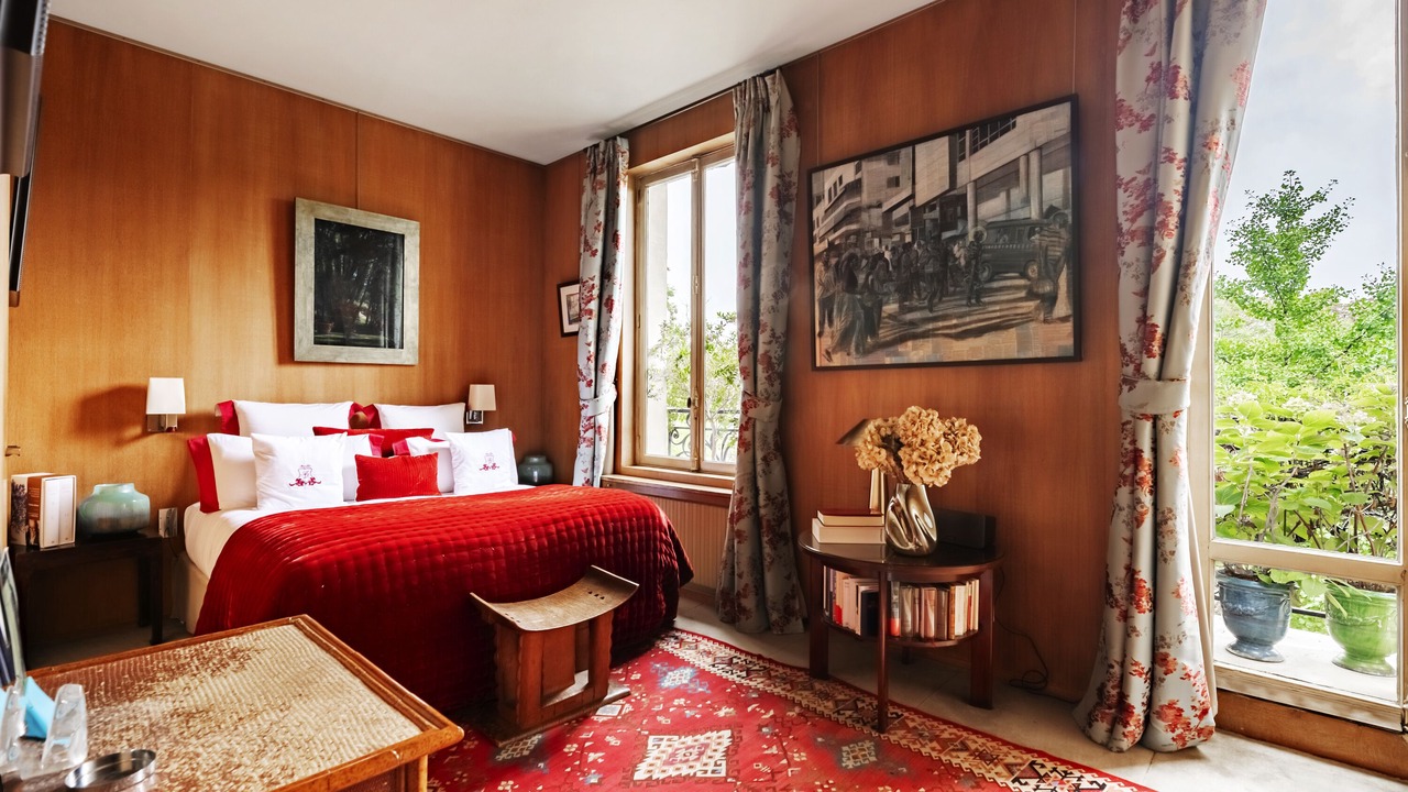 Photo of Bedroom in Chaillot