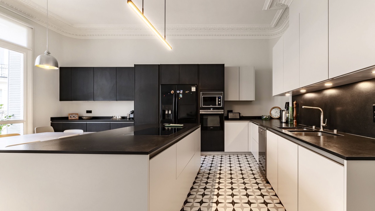 Photo of Kitchen in 16th Arrondissement
