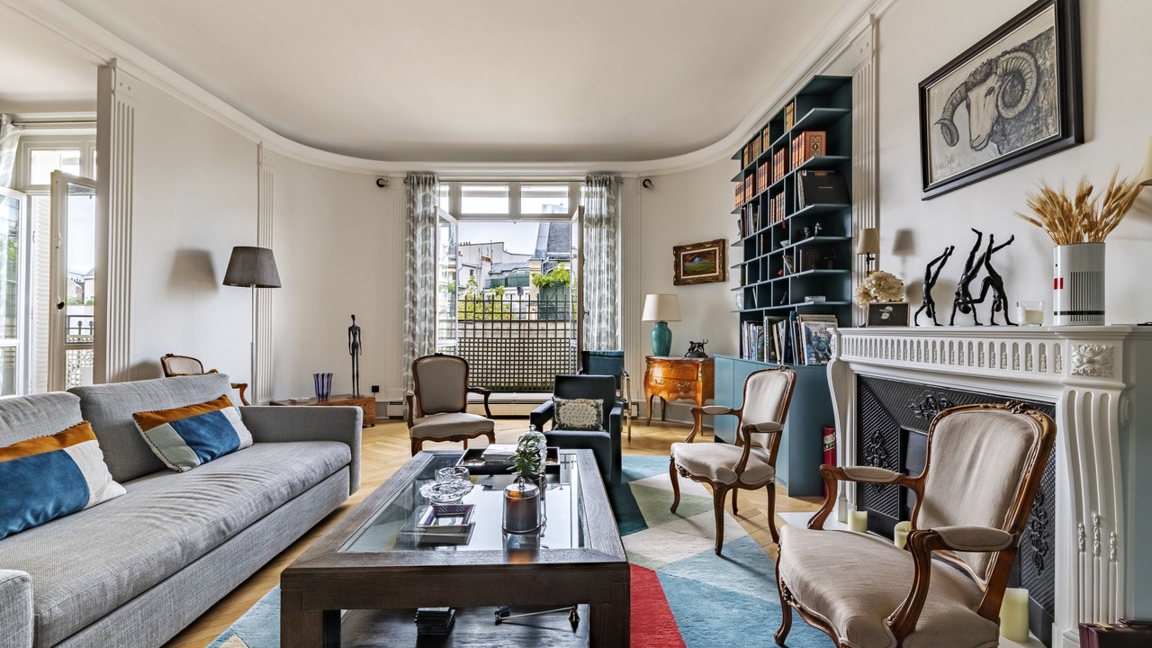 Photo of Livingroom in 16th Arrondissement