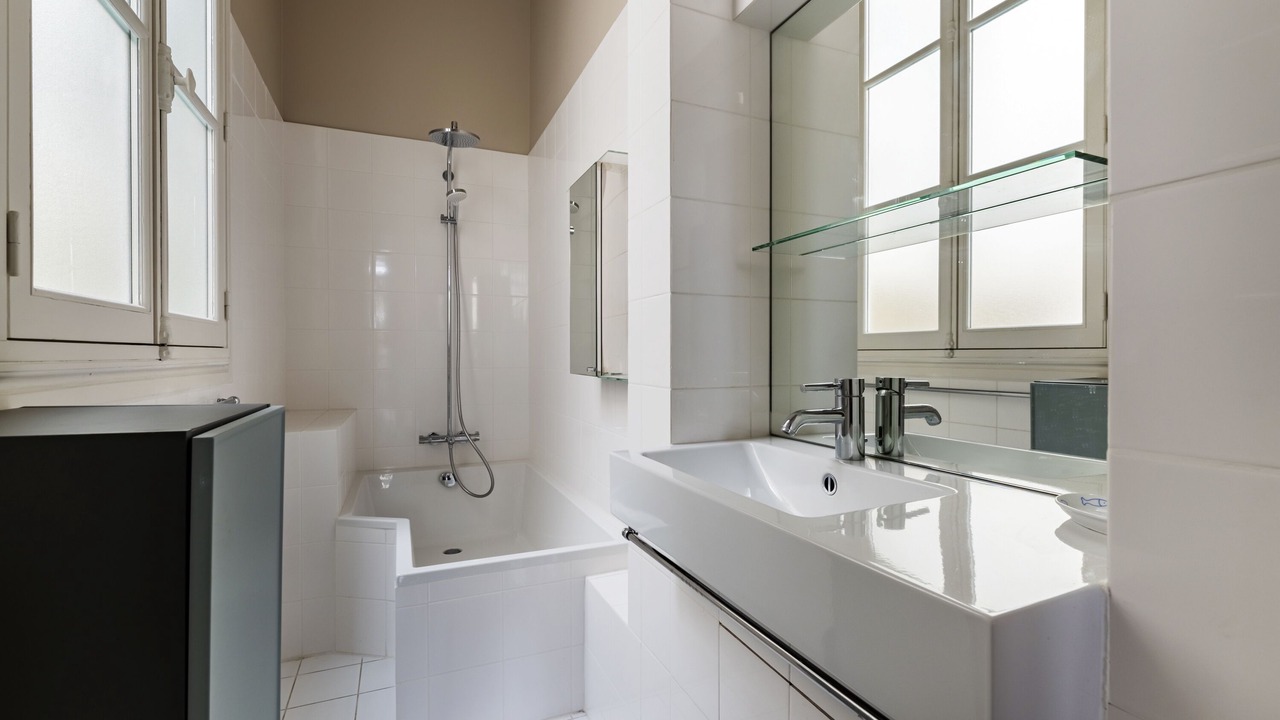 Photo of Bathroom in 16th Arrondissement