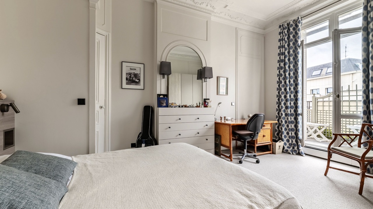 Photo of Bedroom in 16th Arrondissement