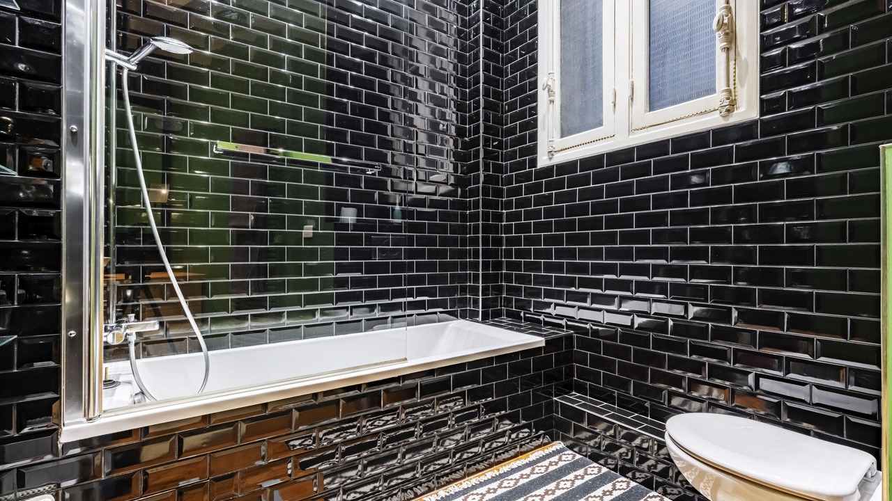 Photo of Bathroom in 16th Arrondissement