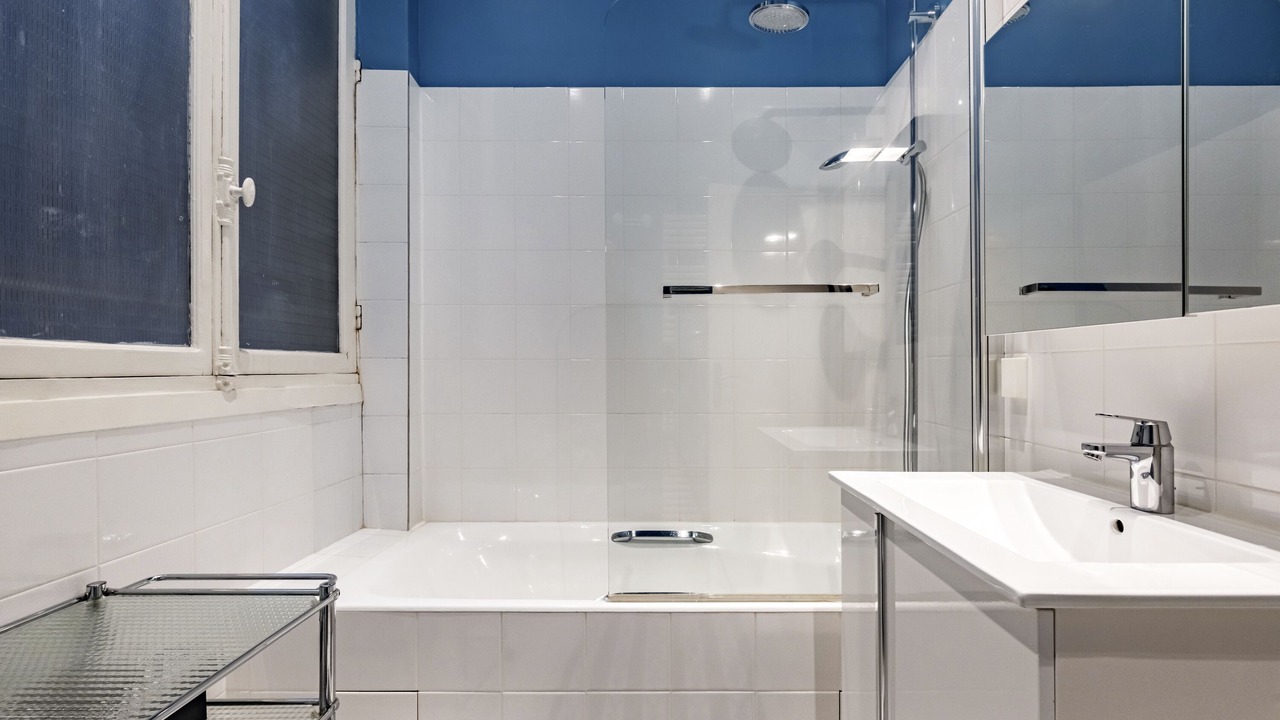 Photo of Bathroom in 16th Arrondissement