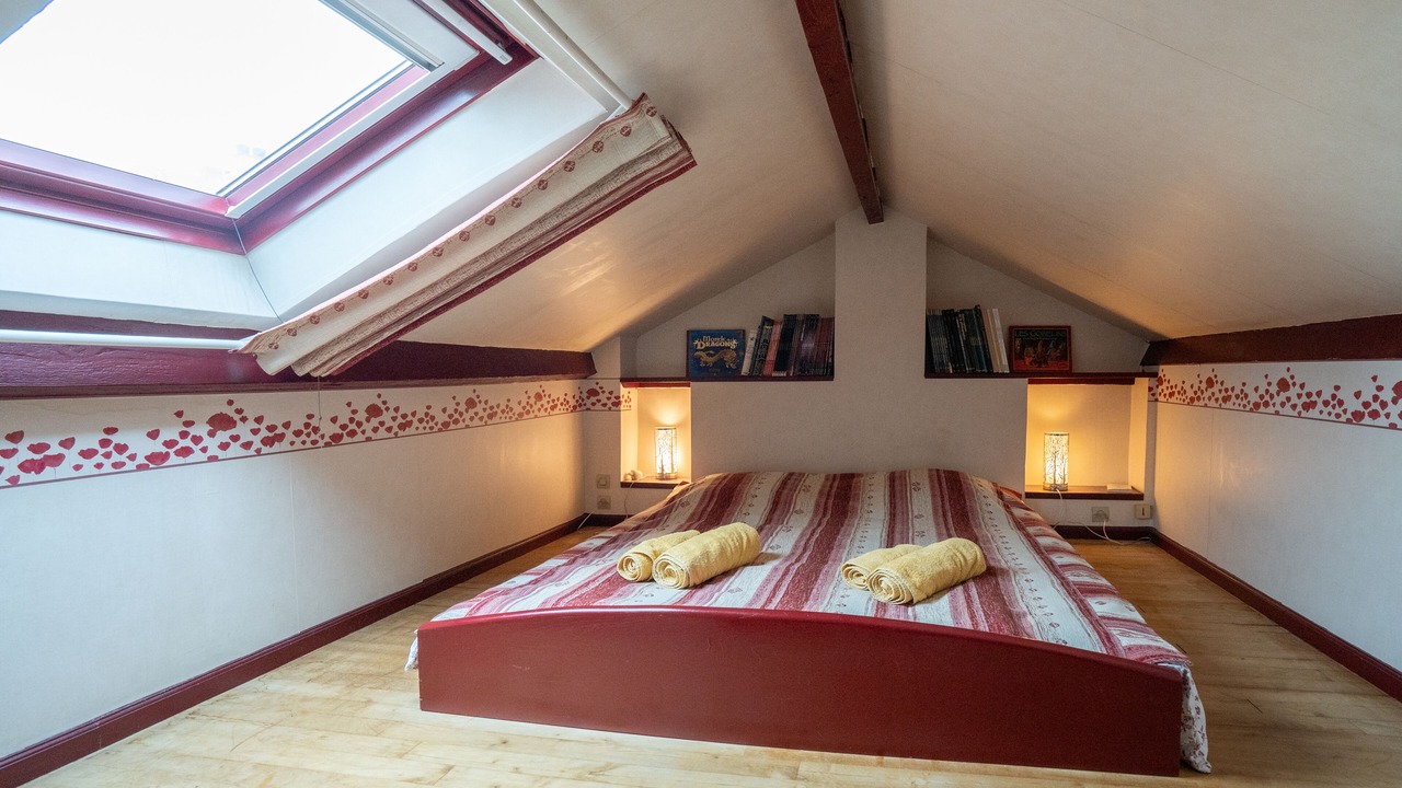 Photo of Bedroom in Adamville